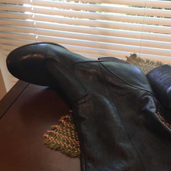 Beautiful Brand New Steve Madden Tassel Boots - Picture 10 of 17